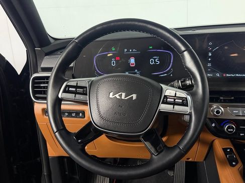 Used 2025 Kia Telluride EX X-Line AWD/4WD image 13