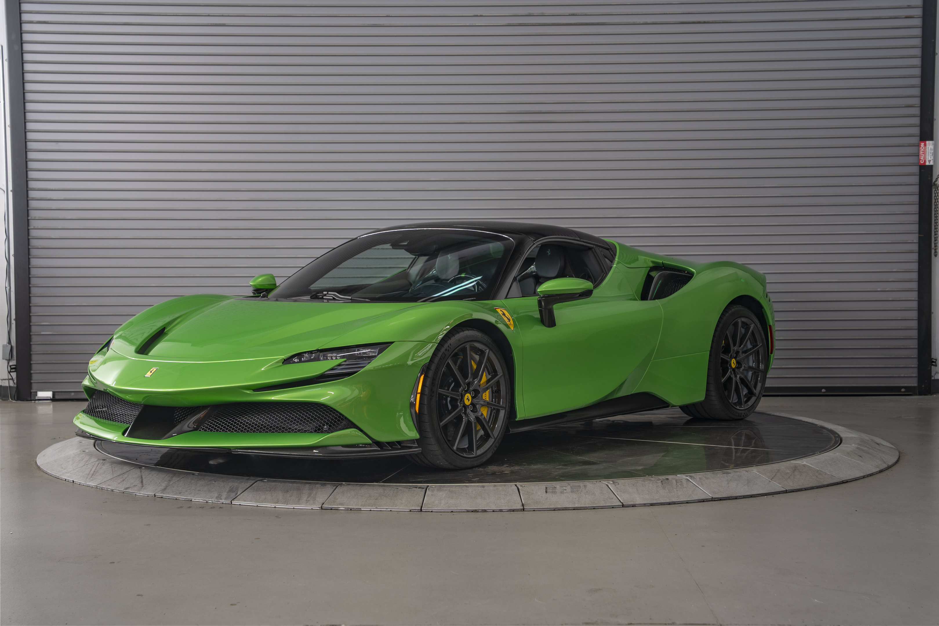 Used 2025 Ferrari SF90 Spider AWD/4WD image 10