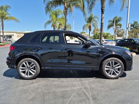 Used 2025 Audi Q3 2.0T Premium w/ Convenience Package AWD/4WD image 11