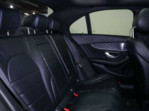 Used 2018 Mercedes-Benz C 300 Sedan image 24