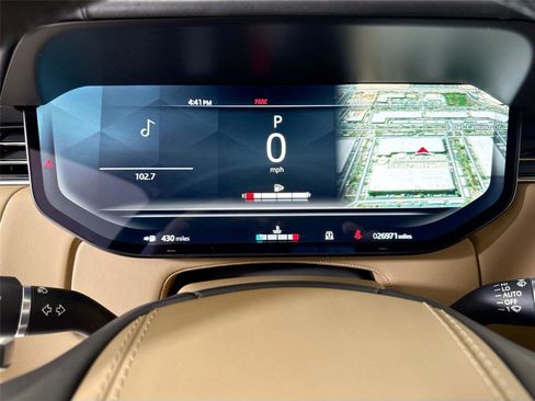 Used 2023 Land Rover Range Rover SE image 16