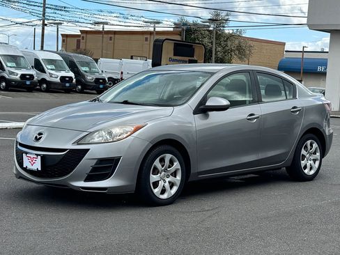 Used 2010 MAZDA MAZDA3 i Sport image 2
