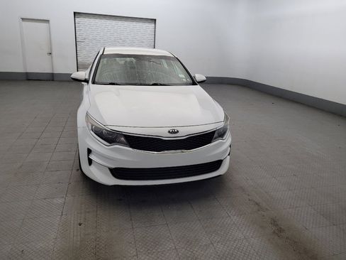 Used 2017 Kia Optima LX FWD image 14