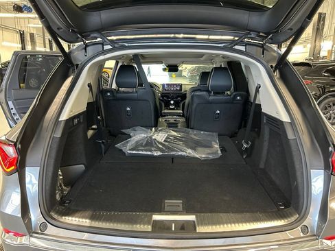 Certified 2026 Acura MDX w/ Advance Package AWD/4WD image 13