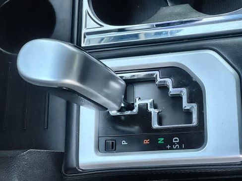 Used 2020 Toyota Tundra Platinum image 16