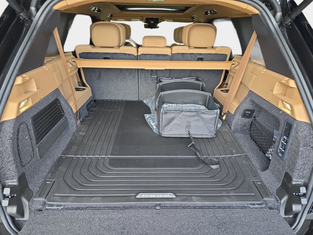 New 2026 Land Rover Range Rover Long Wheelbase Autobiography AWD/4WD image 10