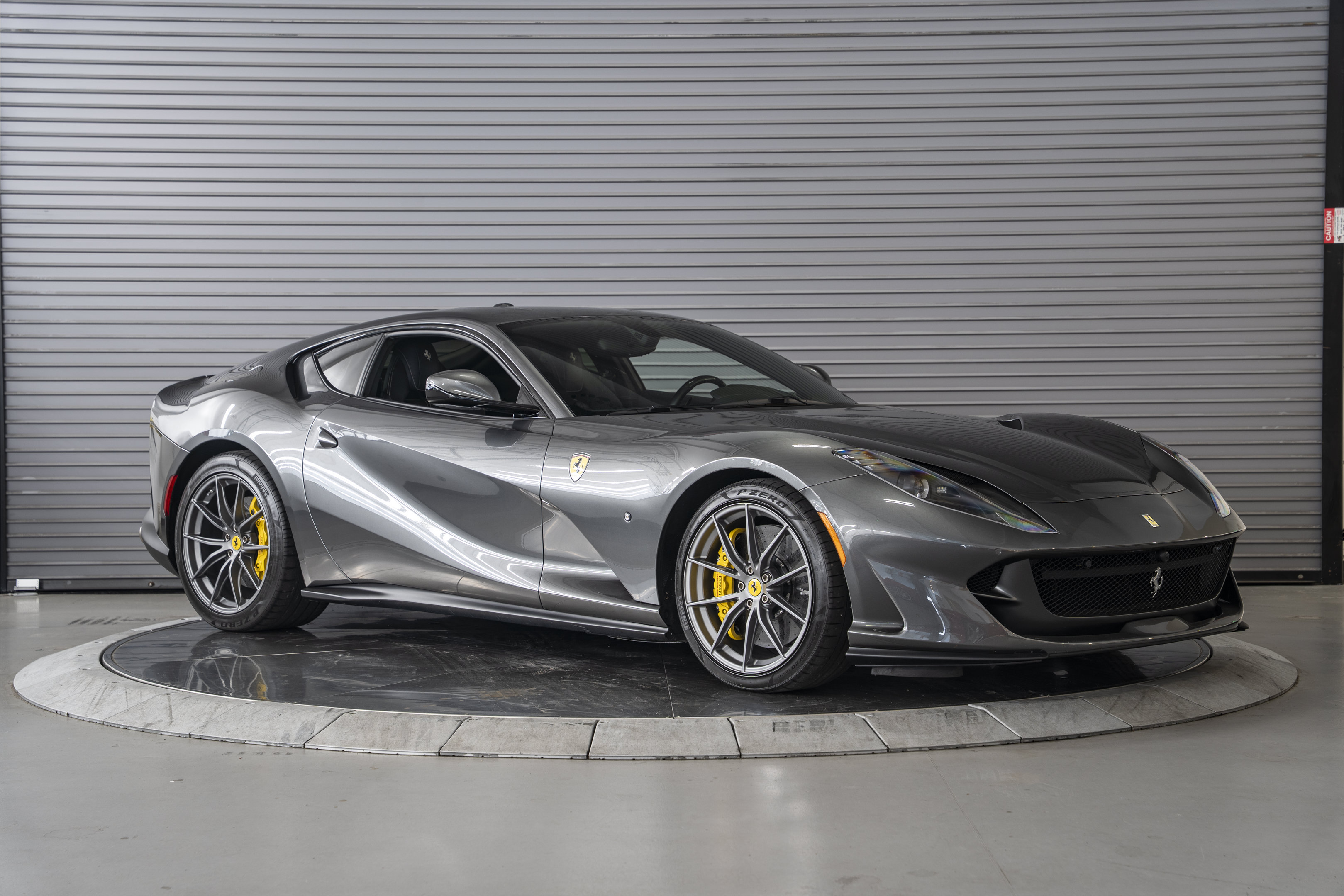 Used 2019 Ferrari 812 Superfast RWD image 7