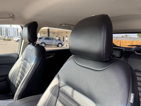 Used 2016 Ford Edge SEL w/ Equipment Group 201A image 13