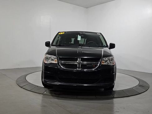 Used 2017 Dodge Grand Caravan SE w/ Power Window Group FWD image 9