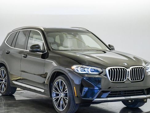 Certified 2024 BMW X3 sDrive30i w/ Convenience Package RWD image 6