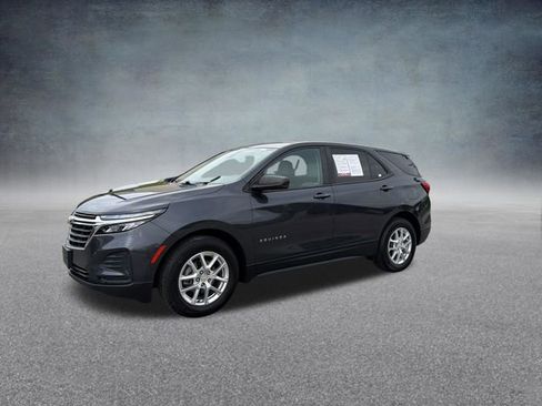Used 2022 Chevrolet Equinox LS w/ LS Convenience Package image 13