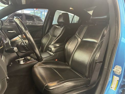 Used 2018 Dodge Charger R/T w/ Plus Group image 21