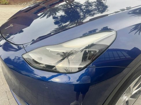 Used 2023 Tesla Model Y Long Range AWD/4WD image 27