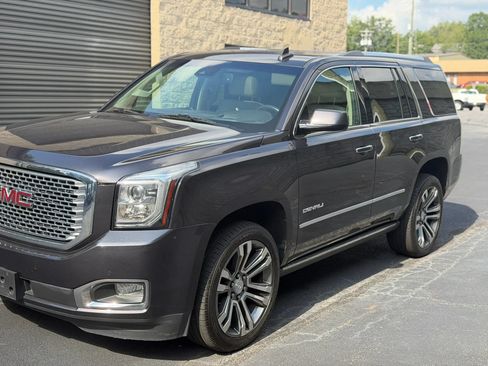 Used 2017 GMC Yukon Denali w/ Open Road Package RWD image 46