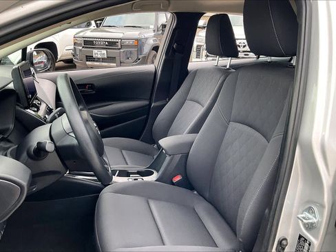 Used 2024 Toyota Corolla LE image 8