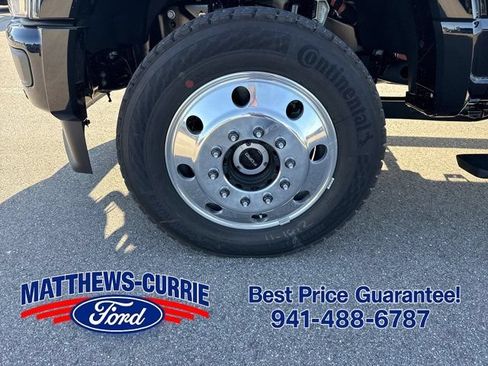 New 2027 Ford F450 Platinum w/ FX4 Off-Road Package AWD/4WD image 18