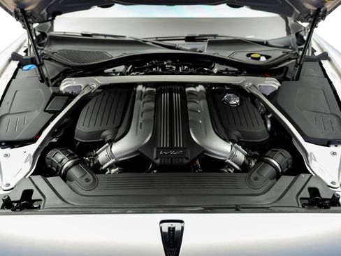 Used 2022 Bentley Flying Spur W12 AWD/4WD image 61
