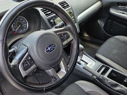 Used 2017 Subaru Crosstrek 2.0i Premium image 7