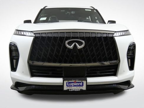 New 2026 INFINITI QX80 4WD w/ Sport Exterior Package image 8