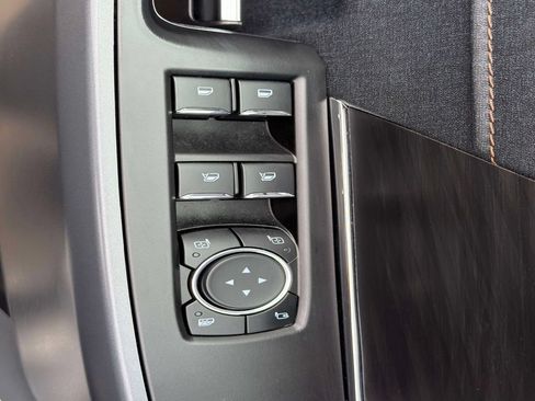Used 2024 Ford F150 Lariat w/ Equipment Group 502A High AWD/4WD image 19