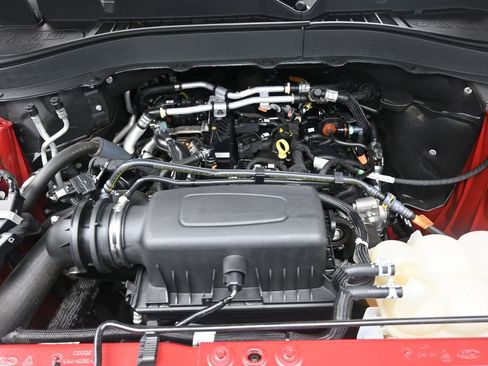 Used 2021 Ford Explorer XLT w/ Equipment Group 202A image 32