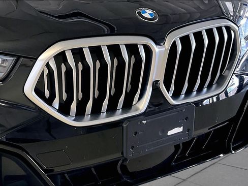 Certified 2025 BMW X6 xDrive40i w/ Parking Assistance Package AWD/4WD image 30