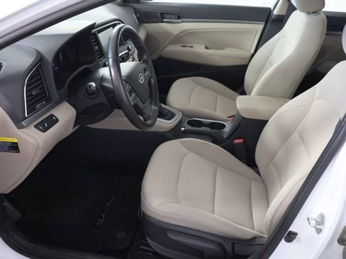 Used 2017 Hyundai Elantra SE w/ SE A/T Tech Package 03 FWD image 19