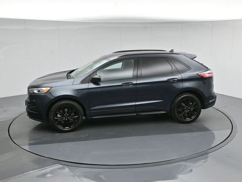 Used 2022 Ford Edge SE w/ Black Appearance Package image 47