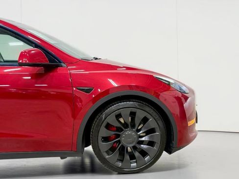 Used 2022 Tesla Model Y Performance AWD/4WD image 14