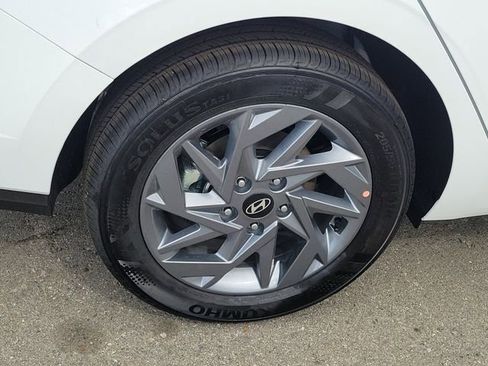 New 2026 Hyundai Elantra Hybrid FWD image 29