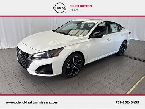 New 2025 Nissan Altima 2.5 SR w/ SR Premium Package image 1