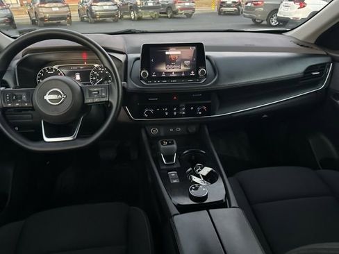 Used 2023 Nissan Rogue S image 24