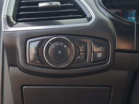 Certified 2022 Ford Edge ST w/ Equipment Group 401A image 23