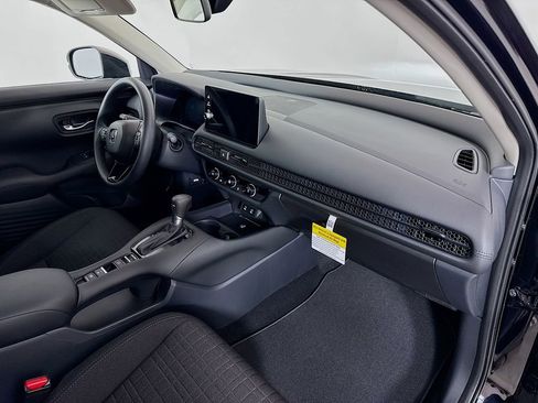 New 2026 Honda HR-V LX image 26