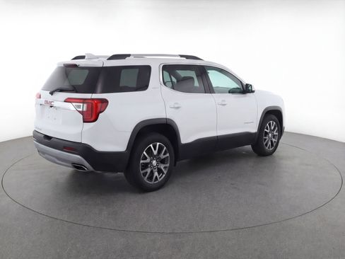 Used 2023 GMC Acadia SLT image 9