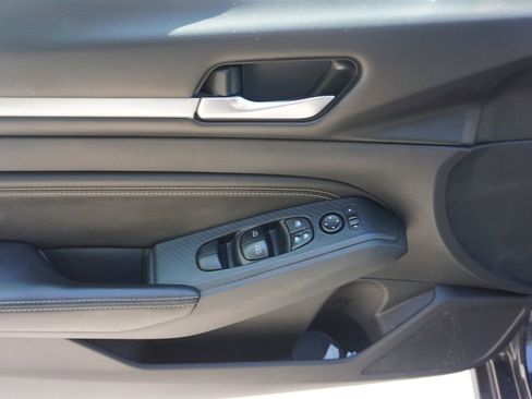 Used 2019 Nissan Altima 2.5 SL image 3