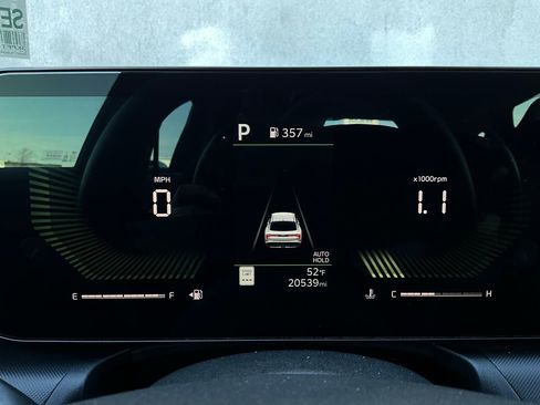 Used 2025 Kia K4 LXS image 38