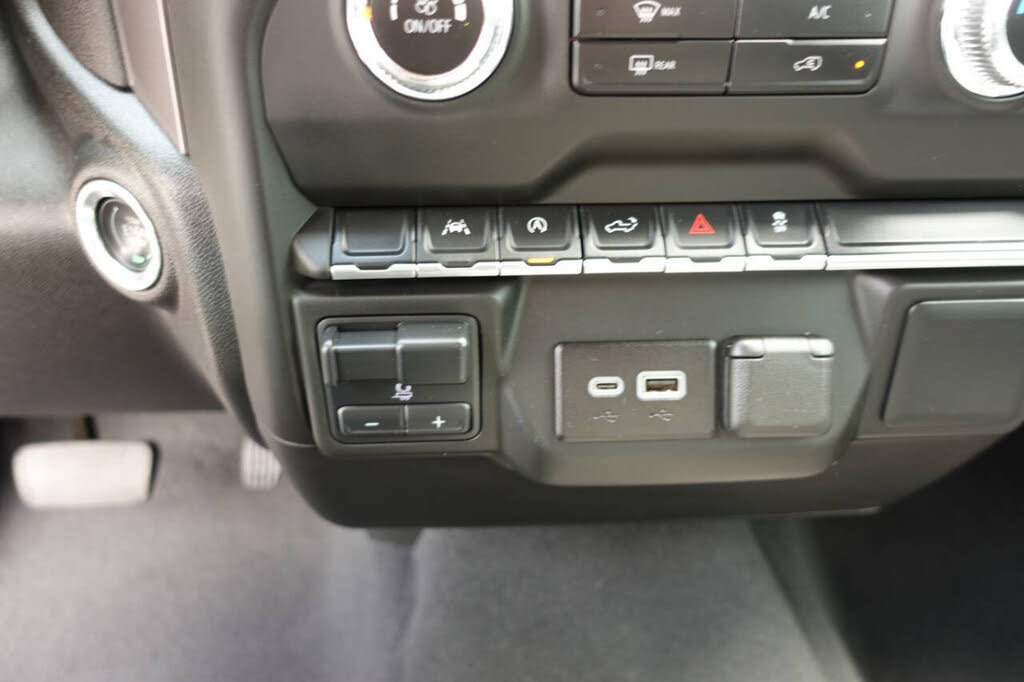 Used 2024 GMC Sierra 1500 Pro w/ Graphite Edition AWD/4WD image 44