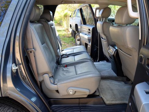 Used 2008 Toyota Sequoia SR5 AWD/4WD image 11