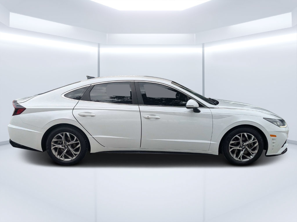 Used 2021 Hyundai Sonata SEL FWD image 2