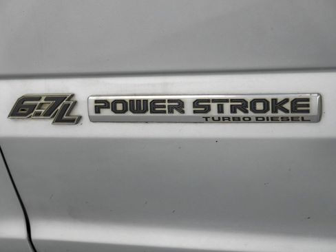 Used 2019 Ford F250 Lariat image 53