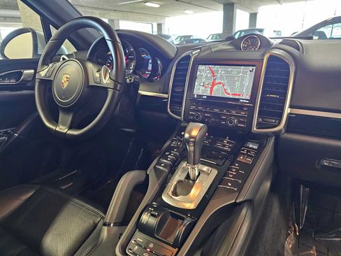 Used 2013 Porsche Cayenne AWD/4WD image 36