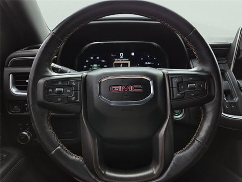 Used 2023 GMC Yukon AT4 w/ AT4 Premium Package AWD/4WD image 25