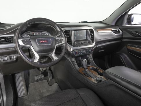 Used 2019 GMC Acadia SLE image 17