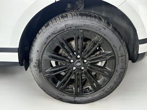 Used 2025 Land Rover Range Rover Evoque Dynamic SE image 35