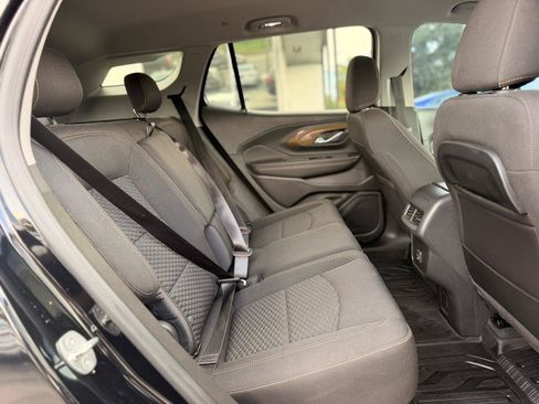 Used 2020 GMC Terrain SLE w/ Driver Convenience Package FWD image 17