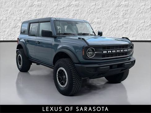 Used 2025 Ford Bronco Big Bend AWD/4WD image 1