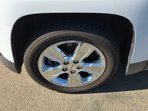 Used 2015 GMC Terrain SLT FWD image 7