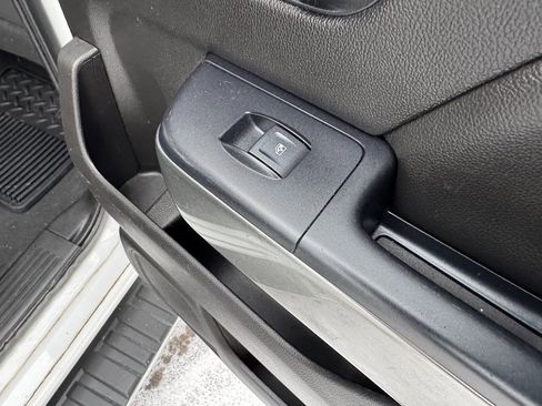 Used 2019 Chevrolet Silverado 2500 LT image 31