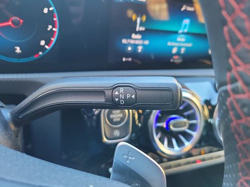 Used 2023 Mercedes-Benz CLA 250 image 29